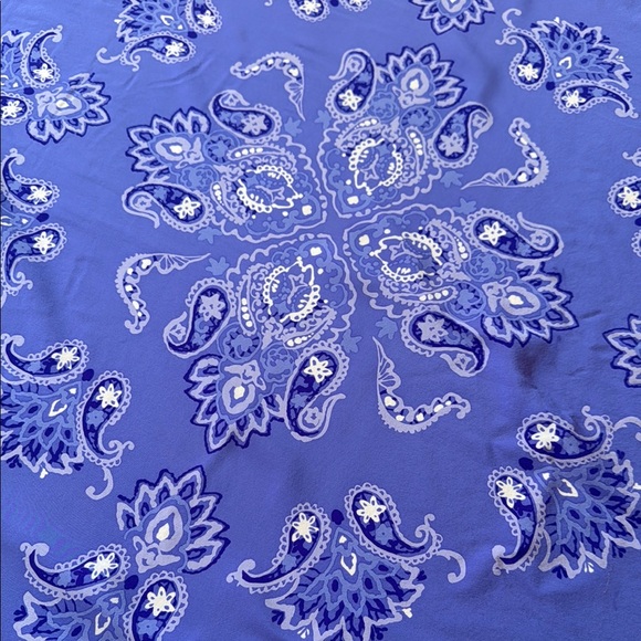 Diane Von Furstenberg Purple and White Paisley Wrap - Picture 6 of 7